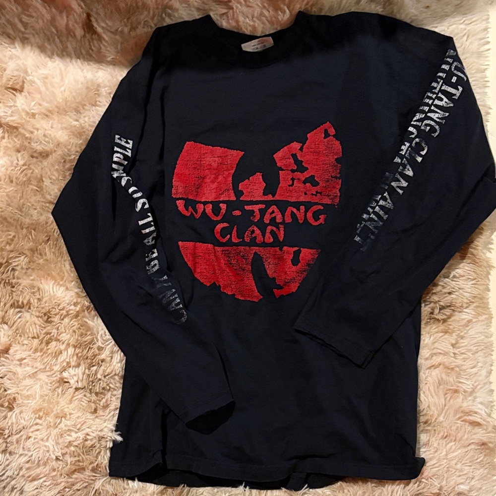 Soft and worn vintage 1990s Wu-Tang Clan long sleeve